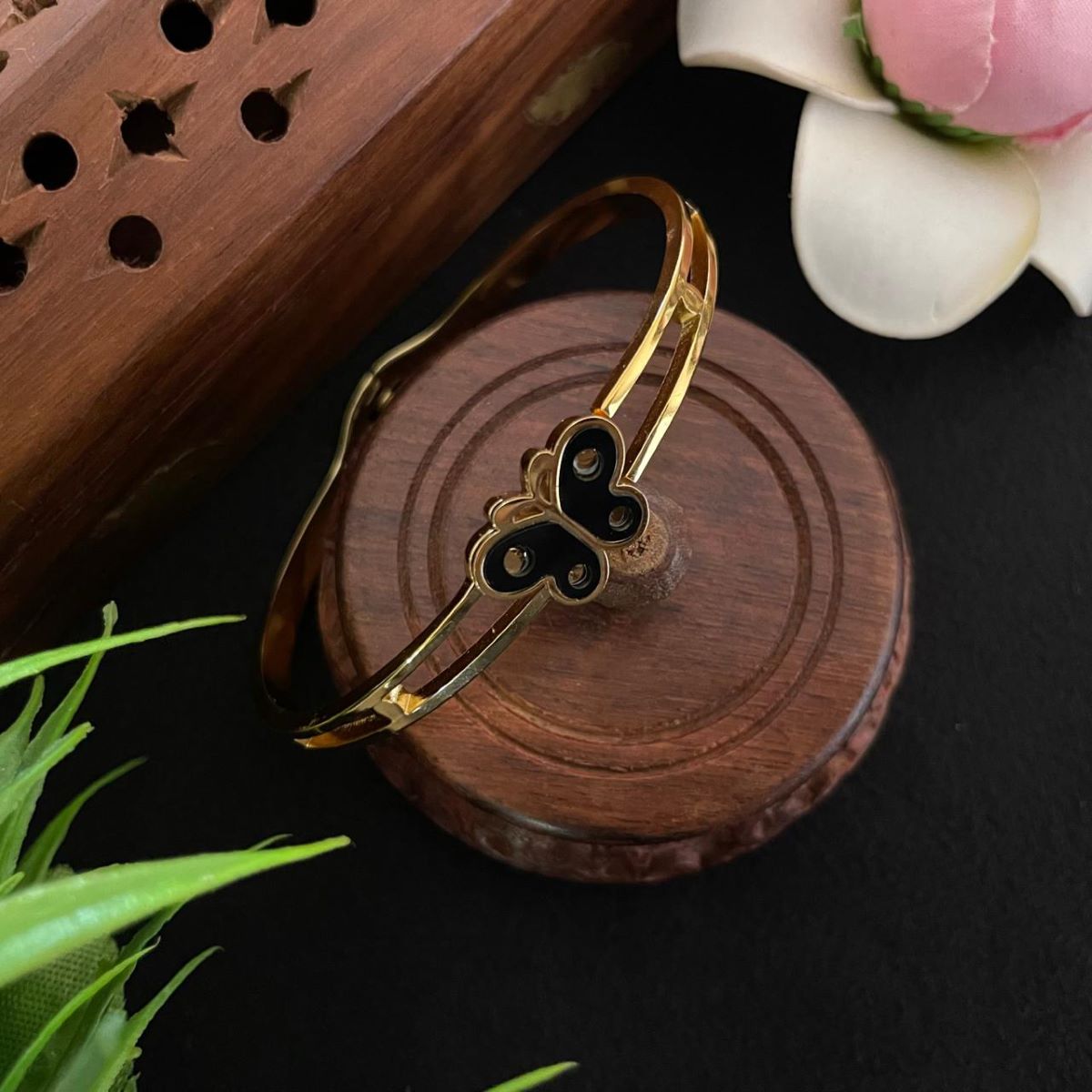  Kids Anti Tarnish  Gold Bracelets