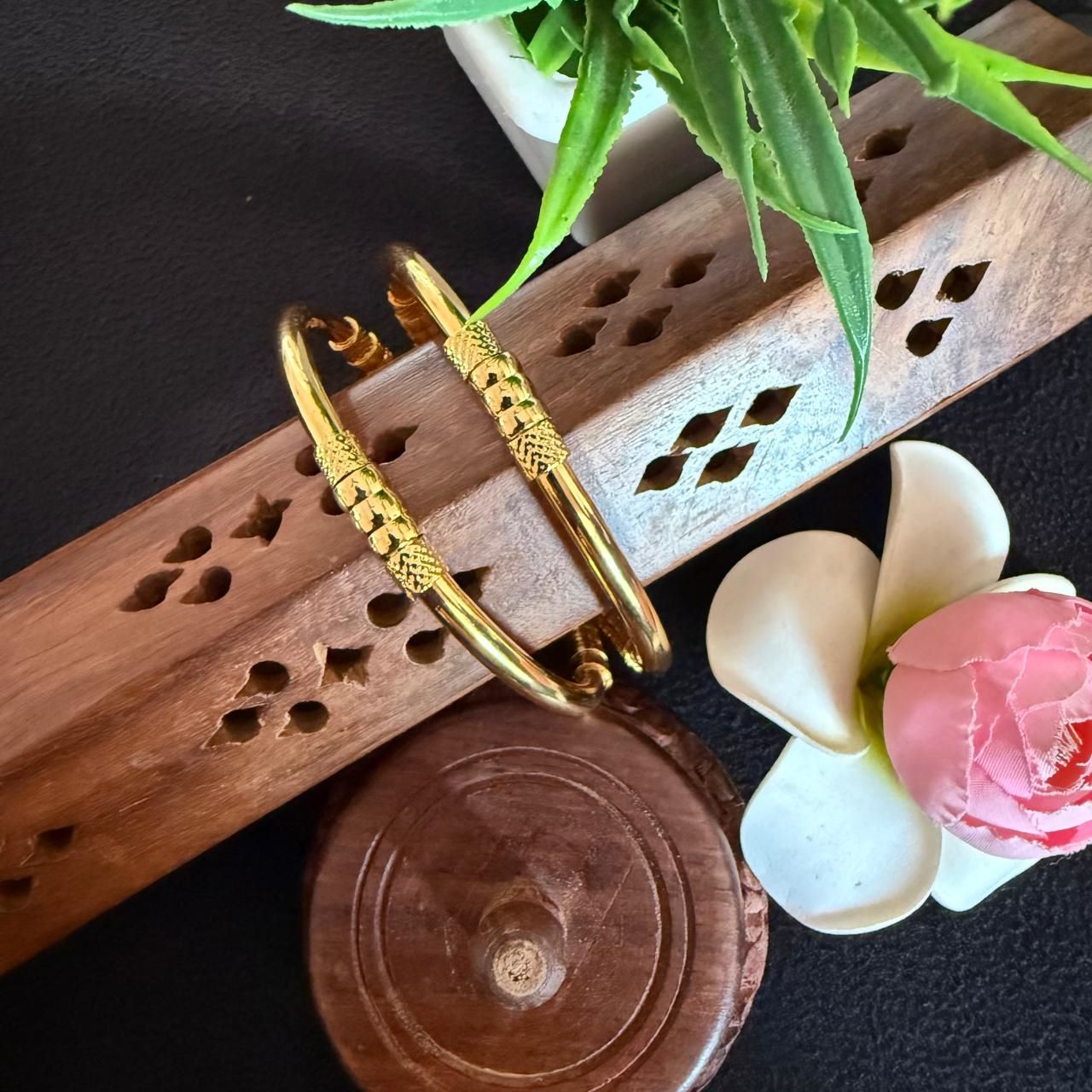 REGULAR USE BANGLES 