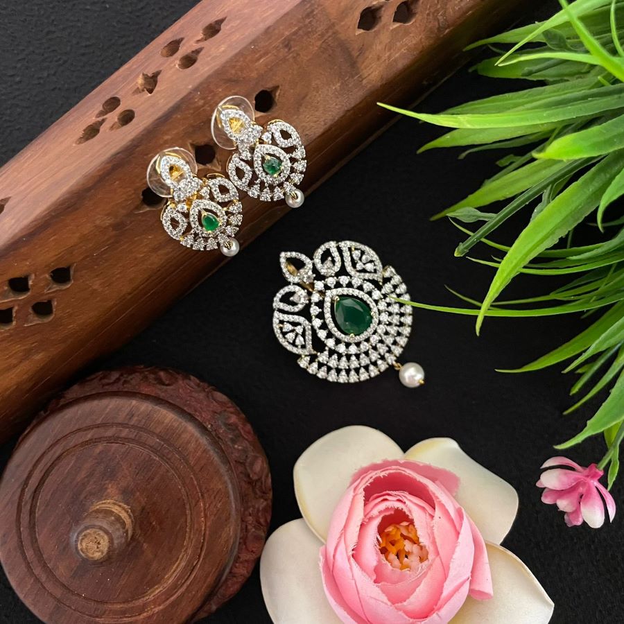 DIAMOND REPLICA PENDANT WITH EARRINGS 